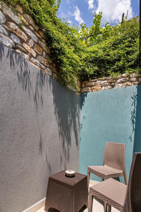 Apartament Oikos Daretsou Theologos  Zewnętrze zdjęcie